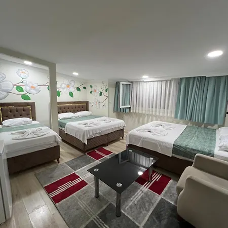 Sultanahmet Blue Yacht House