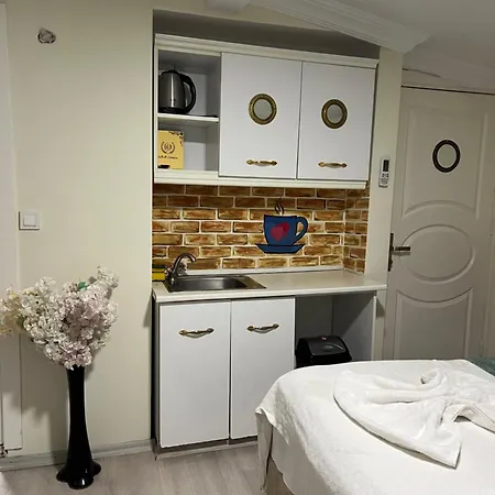 Sultanahmet Blue Yacht House