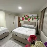 Sultanahmet Blue Yacht House * Стамбул