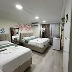 Sultanahmet Blue Yacht House Проживание в семье Стамбул