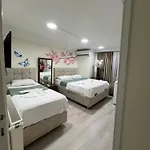 Sultanahmet Blue Yacht House Проживание в семье