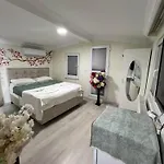 Sultanahmet Blue Yacht House Проживание в семье