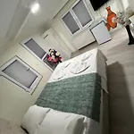 Проживание в семье Sultanahmet Blue Yacht House Стамбул