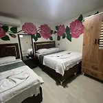 Sultanahmet Blue Yacht House