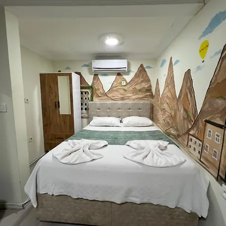 Sultanahmet Blue Yacht House Homestay *