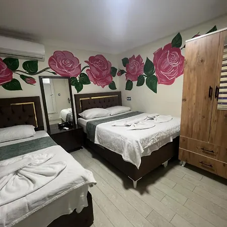 Sultanahmet Blue Yacht House